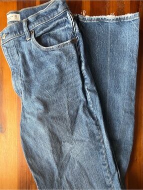 ABERCROMBIE TALL 70s Vintage Flare Ultra High Rise Jeans Medium Blue Wash